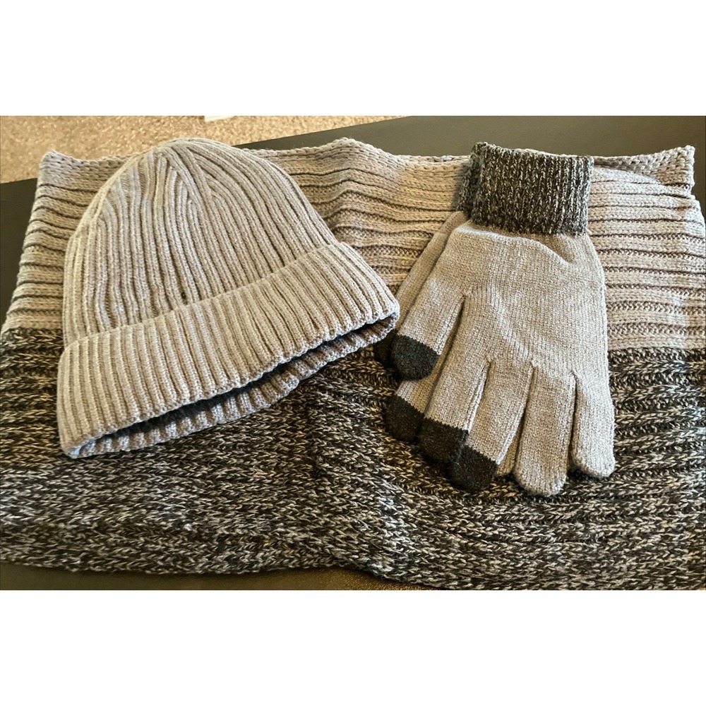 Grays Scarf Hat Gloves Set Women Large Gray New Faux Fur Lined Texting C1070